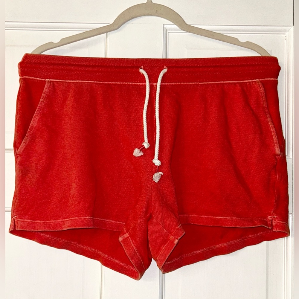 Old Navy Drawstring Shorts with Pockets Women’s
